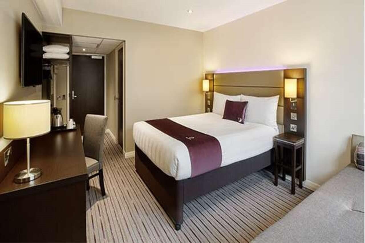 Premier Inn Winnersh Exterior foto